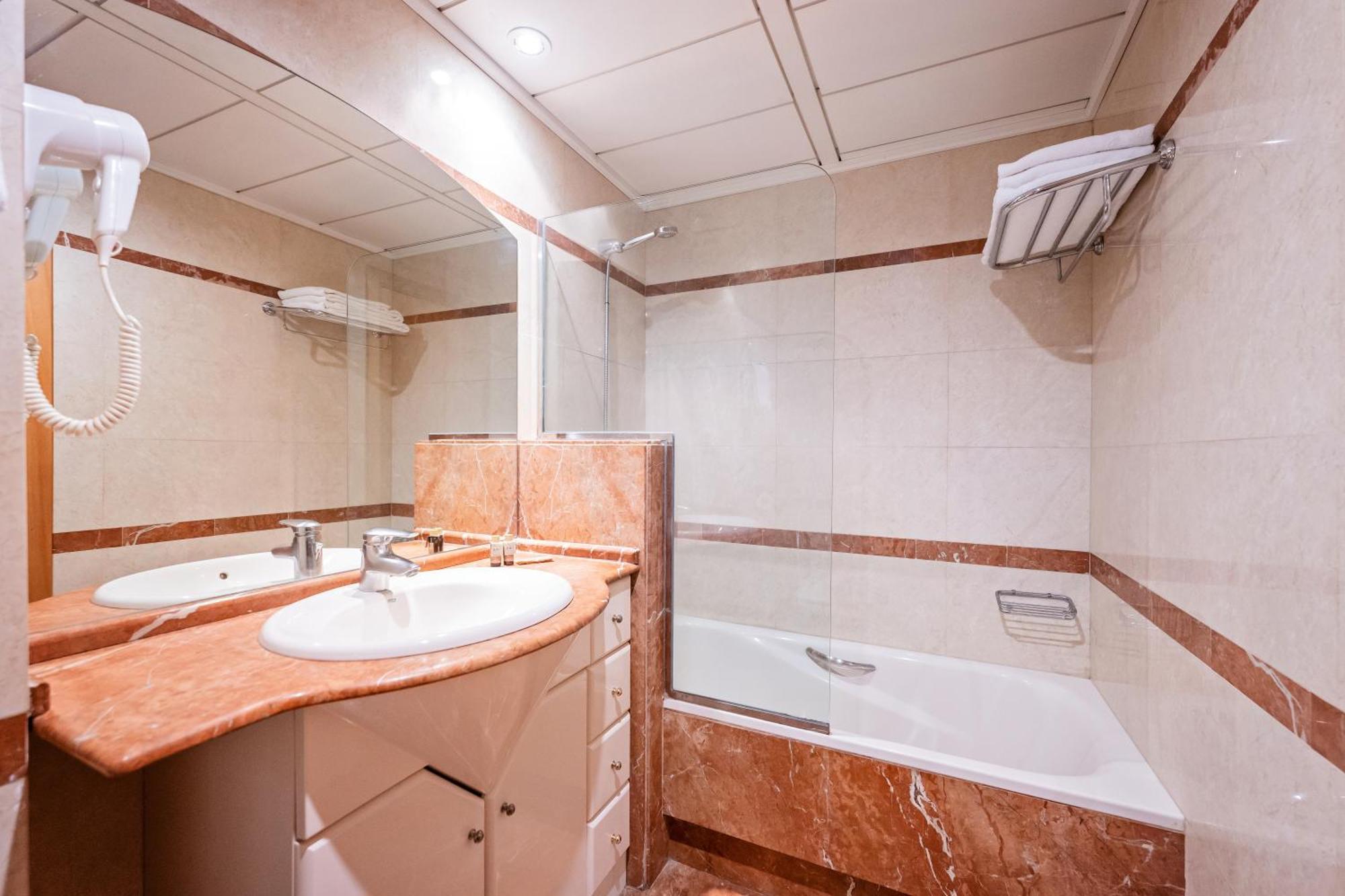 Apartaments Marina - Abapart Barcelona Eksteriør billede